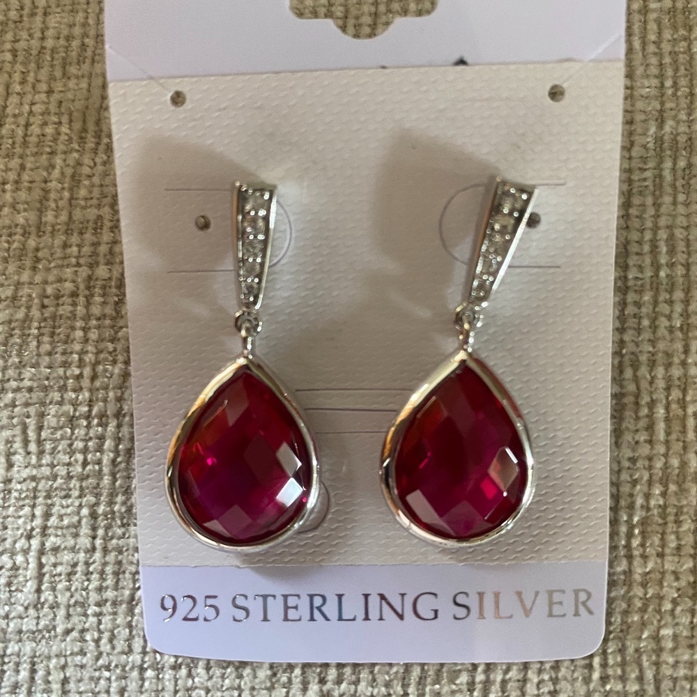 NWOT FAUX RUBY AND DIAMONDS EARRINGS.